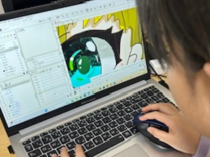 Live２Dで自分でモデルを作る小学生の娘
